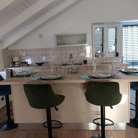 Villa Sommerzauber Mali Lošinj Екстериор снимка